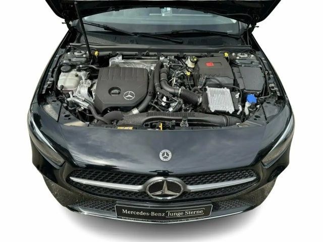 Mercedes-Benz A 200 Progressive