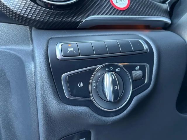 Mercedes-Benz V 300 AMG Line V 300 d