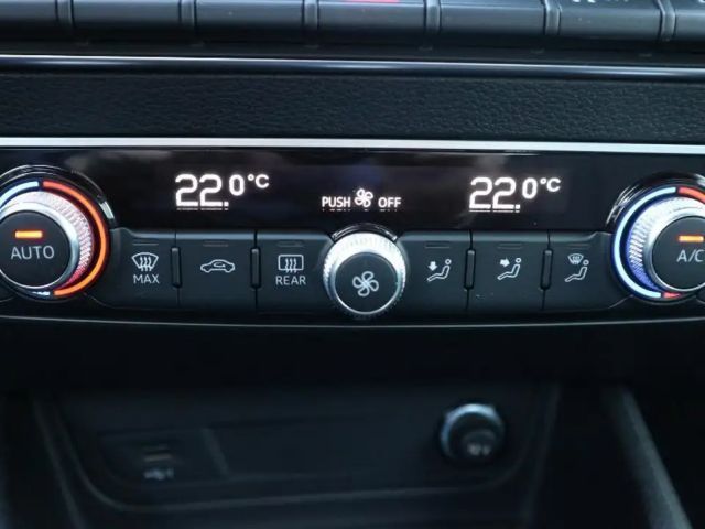 Audi Q2 Advanced NaviPlus/AHZV/18" . . .