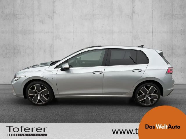 Volkswagen Golf DSG Style eHybrid
