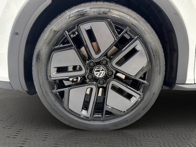 Volkswagen T-Roc 1.5 eTSI DSG R-Line