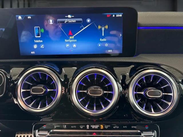 Mercedes-Benz A 200 AMG Line