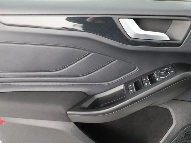 Ford Focus EcoBoost ST Line