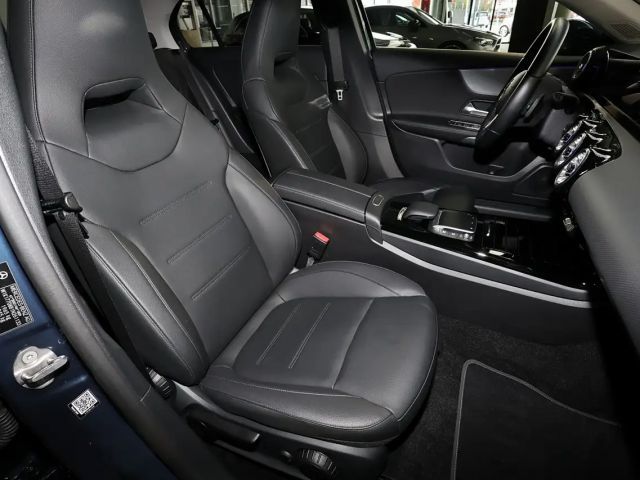 Mercedes-Benz A 200 4MATIC
