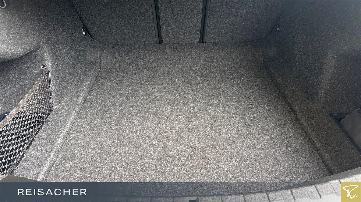 BMW 320 320i Sedan xDrive