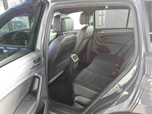 Volkswagen Tiguan R / R-Performance / Akrapovice