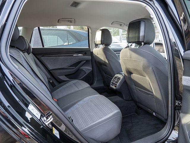 Skoda Superb 2.0 TDI Combi Selection