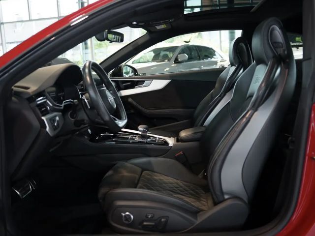 Audi RS5 Coupé Quattro