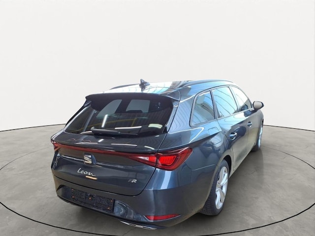 Seat Leon 1.5 eTSI FR-lijn Sportstourer