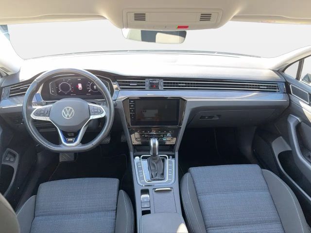 Volkswagen Passat GTE Variant