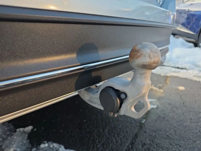 Volkswagen Passat 1.5 eTSI Business Variant