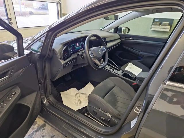 Volkswagen Golf 2.0 TSI Golf VIII Style