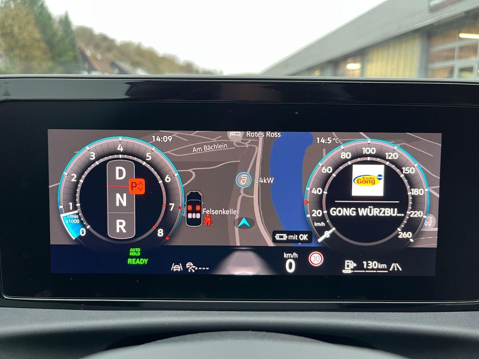 Volkswagen T-Roc 1.5 eTSI DSG IQ.Drive R-Line