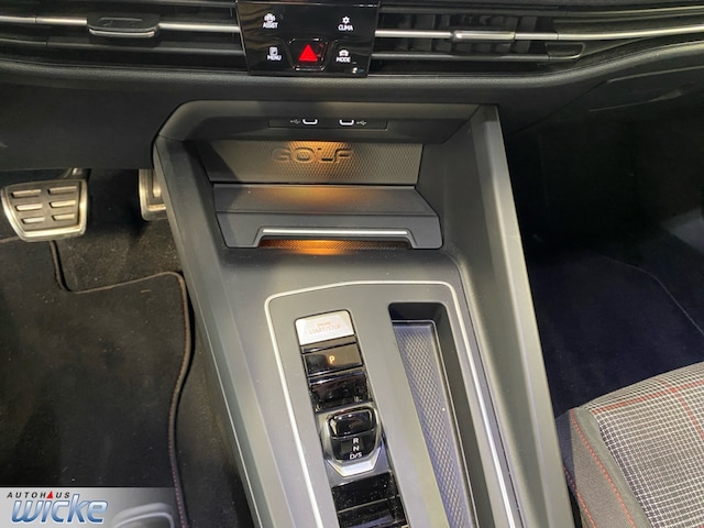 Volkswagen Golf 2.0 TSI DSG GTI