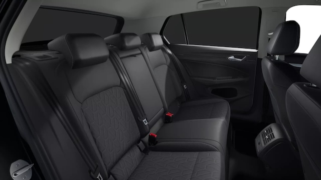 Volkswagen Golf 1.5 eTSI DSG Golf VIII IQ.Drive