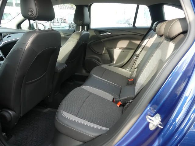 Opel Astra Elegance Sports Tourer