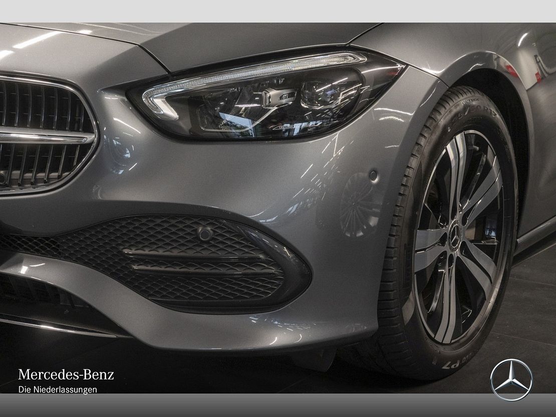 Mercedes-Benz C 220 C 220 d Sedan