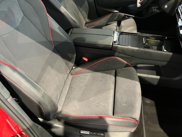 Volkswagen ID.7 340PS 4M NP.81T ACC.5J-G.WÄRMEPUMPE.AHK.AREA-VIEW.NAVI.HARMAN.HUD.PANO