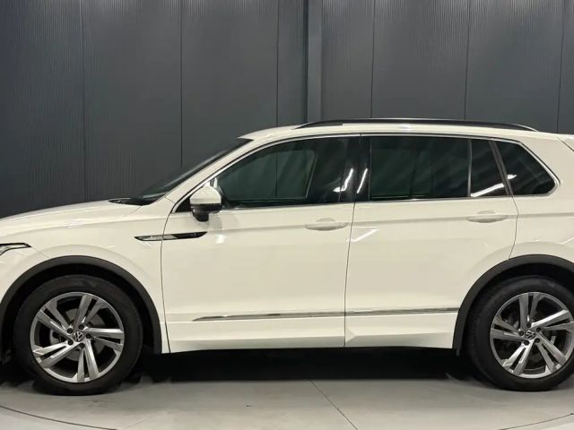Volkswagen Tiguan Plus R-Line