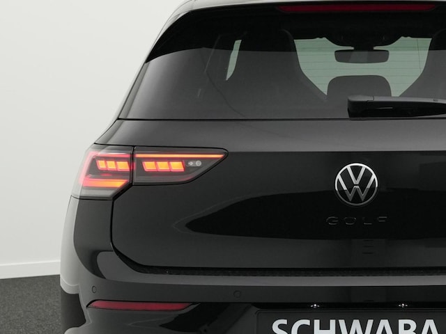 Volkswagen Golf 1.5 eTSI IQ.Drive R-Line