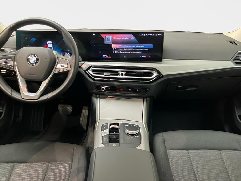 BMW 320 320i Sedan xDrive