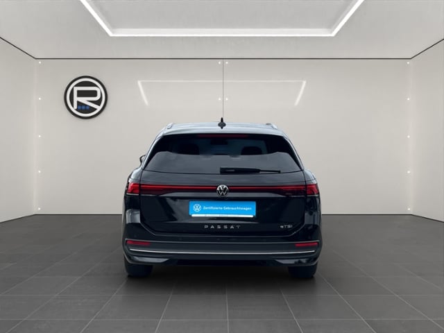 Volkswagen Passat 1.5 eTSI Business DSG Variant