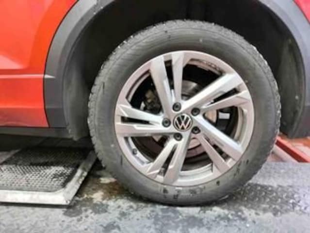 Volkswagen T-Roc 1.5 TSI DSG R-Line