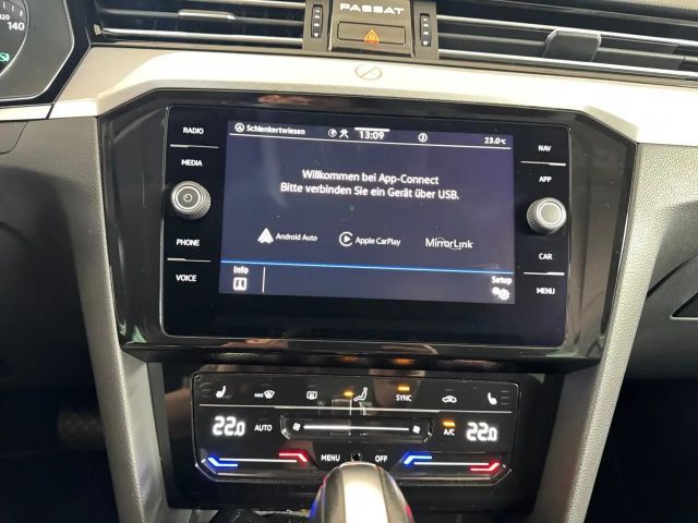 Volkswagen Passat 1.5 TSI Business DSG Variant