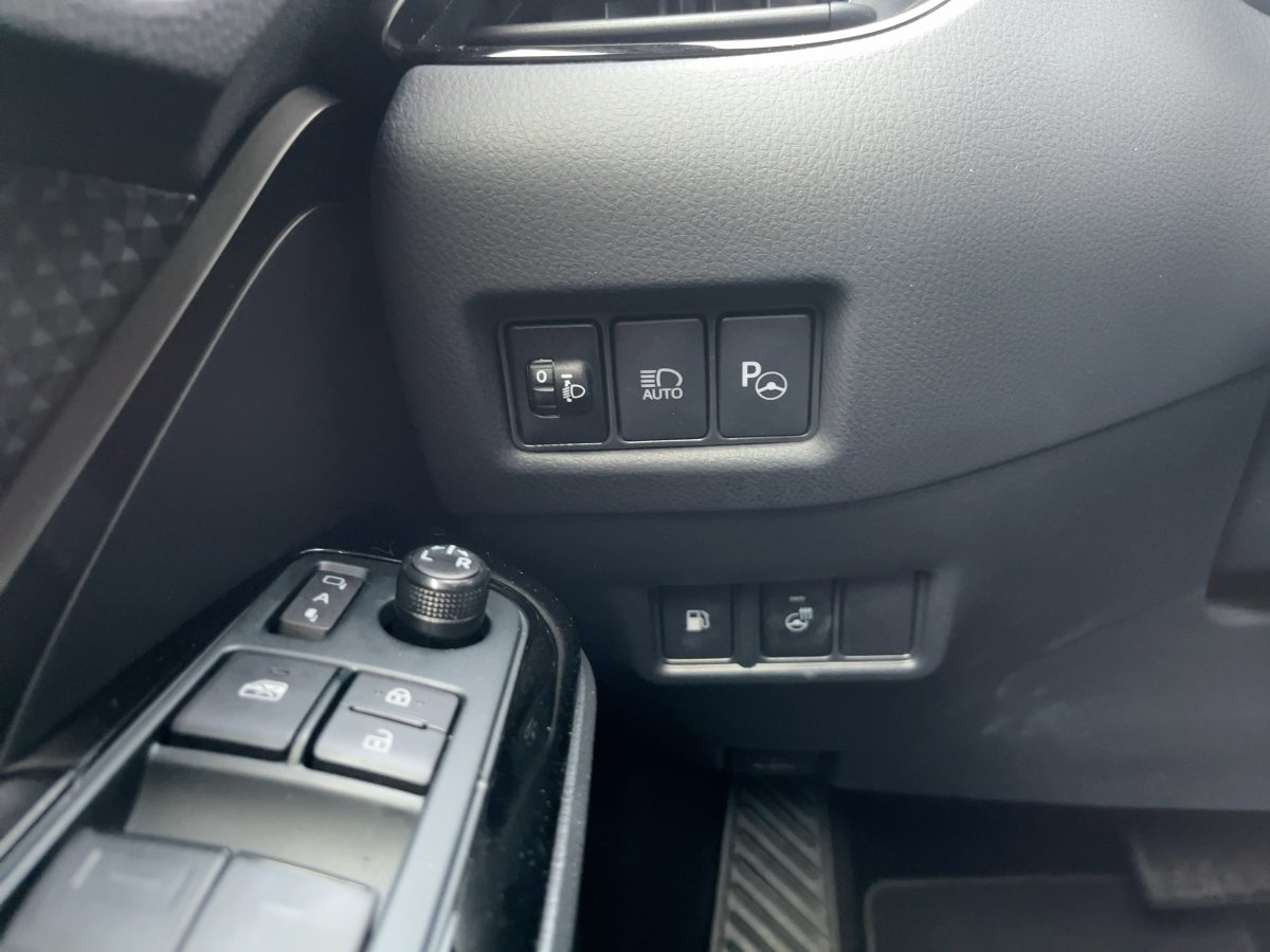 Toyota C-HR 5-deurs Basis