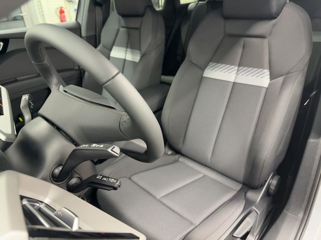 Audi Q4 e-tron SUV 45 e-tron Audi Q4 e-tron