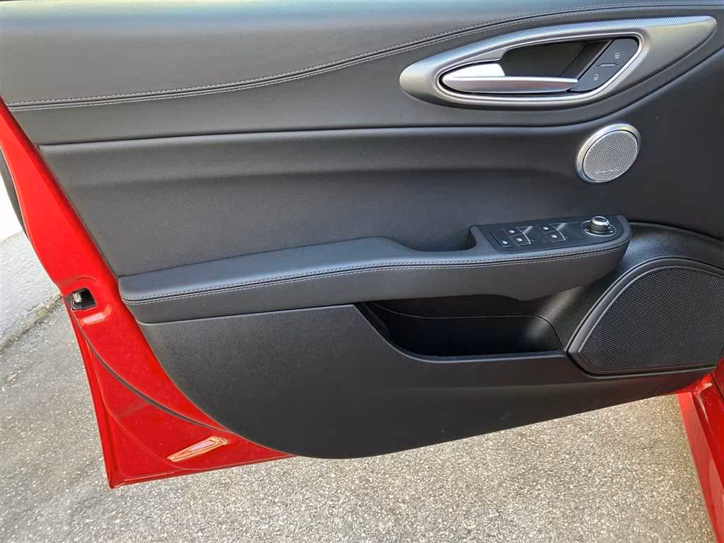 Alfa Romeo Giulia Q4 Veloce