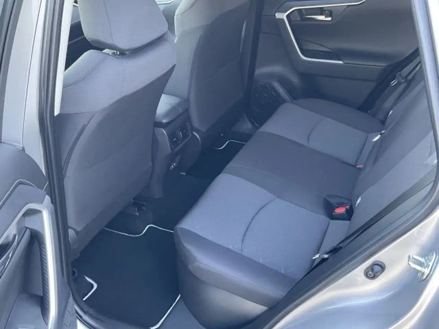 Toyota RAV4 4x2 Hybride Team D