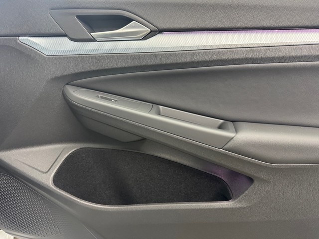 Volkswagen Golf 1.5 eTSI Golf VIII