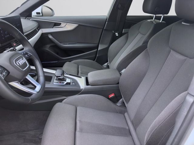 Audi A4 40 TDI Avant S-Line S-Tronic