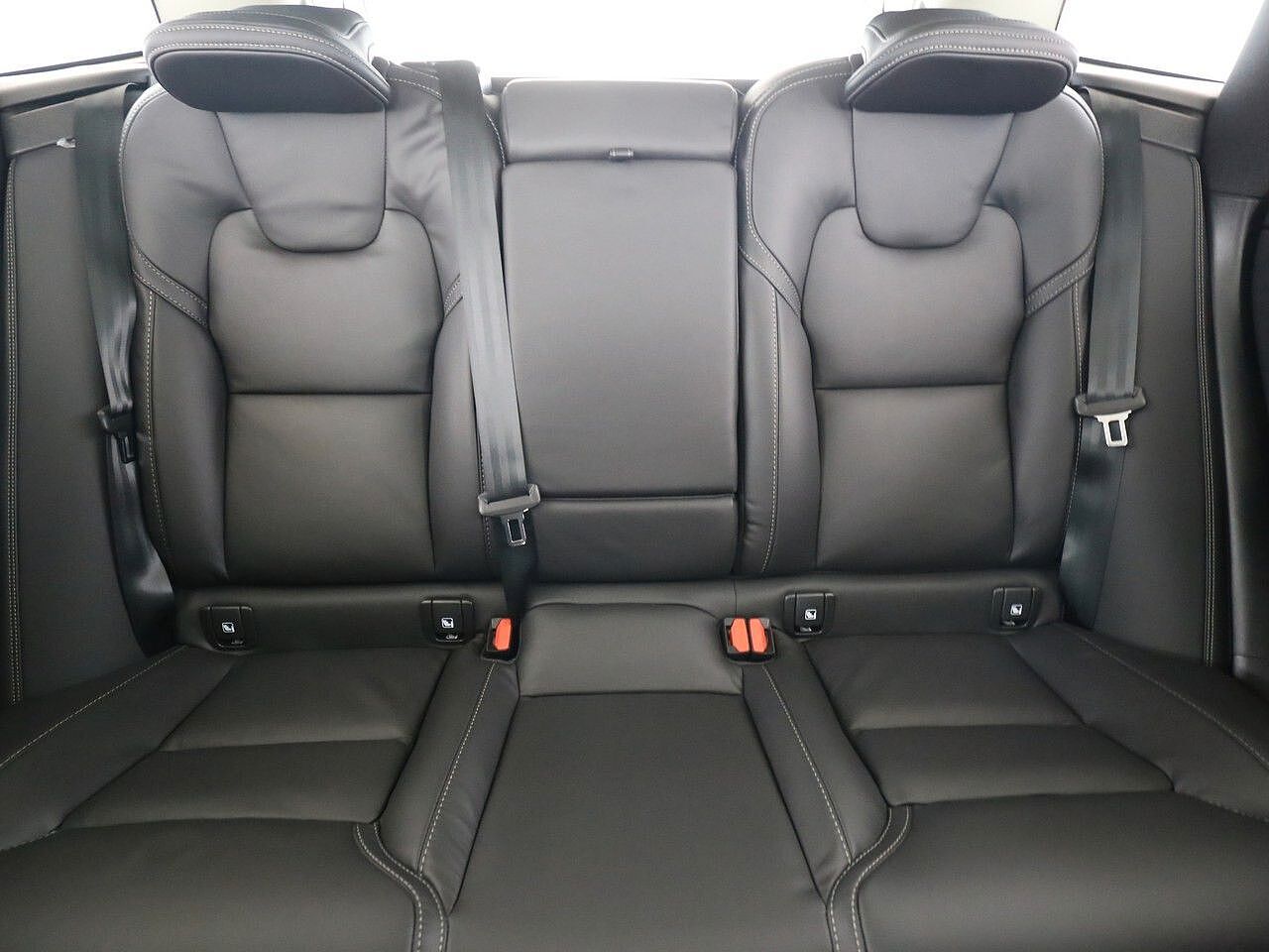 Volvo XC60 AWD Dark Ultimate