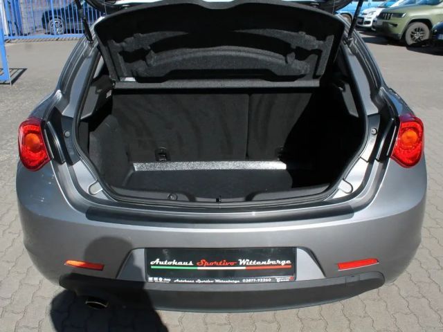 Alfa Romeo Giulietta 1.4 120 PS Navi, DAB, Allwetter