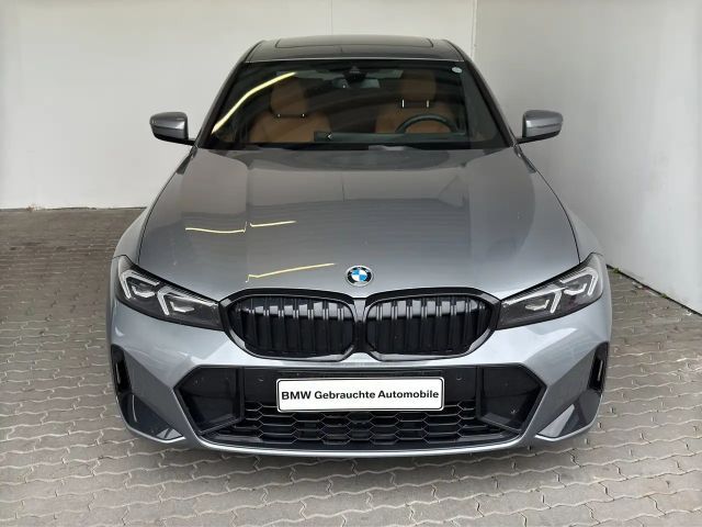BMW 330 M-Sport Sedan xDrive
