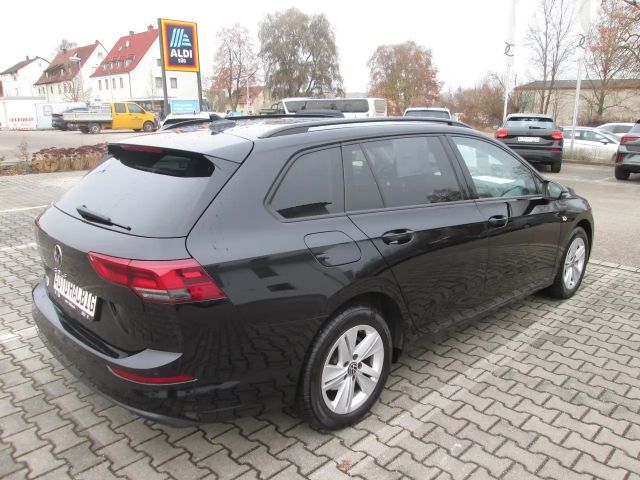 Volkswagen Golf 1.5 TSI Life Variant