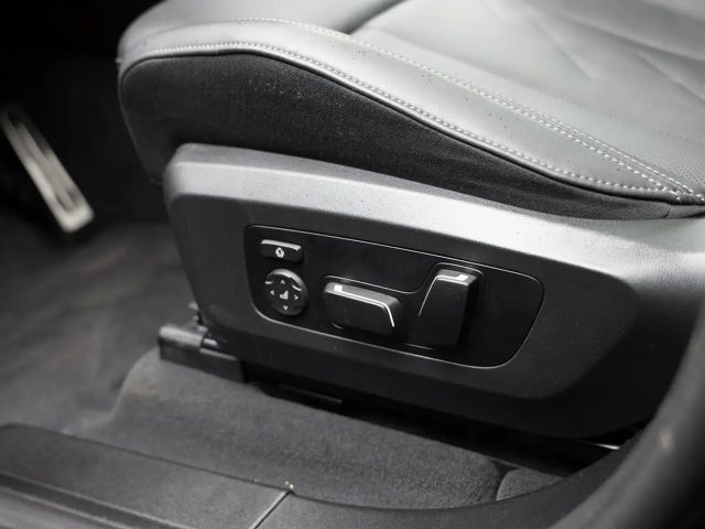 BMW X3 50i AHK STANDHZ PANO 360° LED HUD NAVI