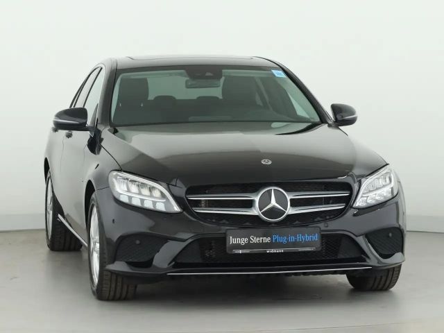 Mercedes-Benz C 300 AVANTGARDE Sedan