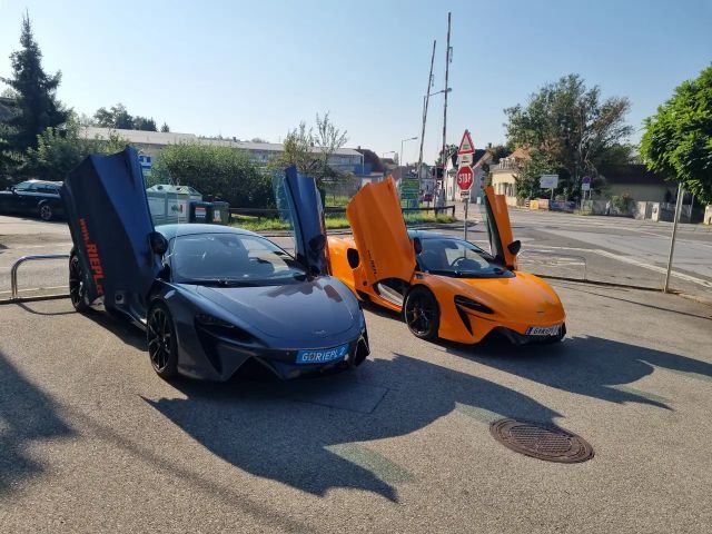 McLaren Artura Performance Black Paket Lift Sport Auspuff Clubsp.