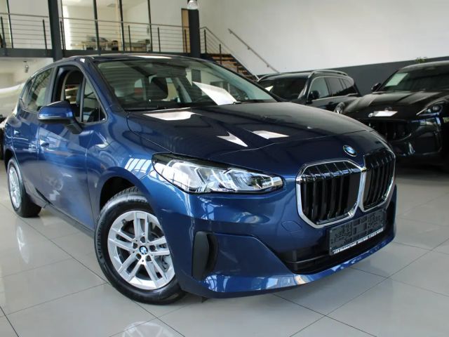 BMW 220 220i Active Tourer