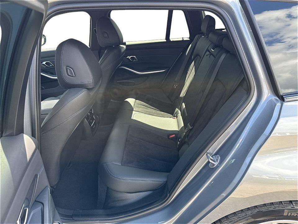 BMW 320 320d Touring xDrive