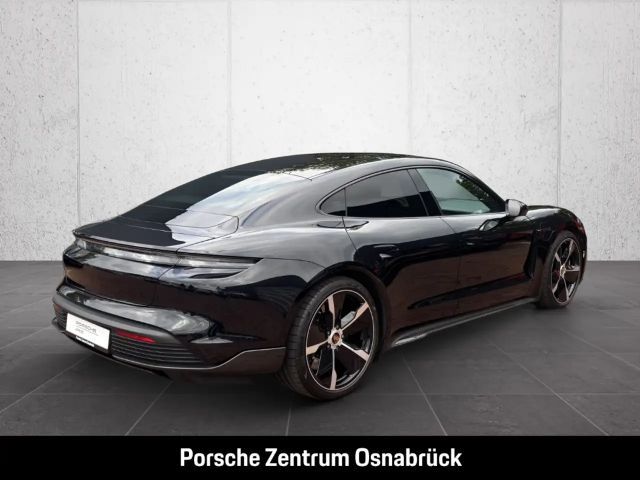 Porsche Taycan S Turbo