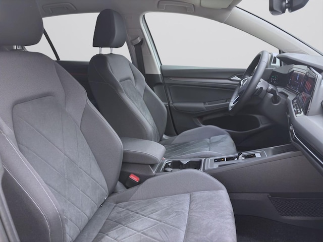 Volkswagen Golf 1.5 eTSI DSG Style