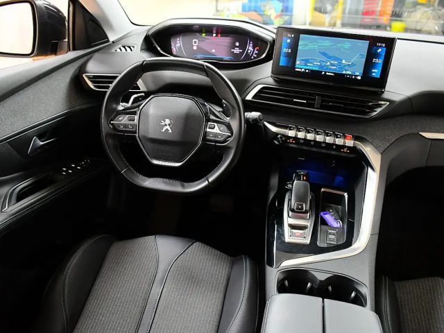 Peugeot 5008 Allure Pack EAT8 PureTech