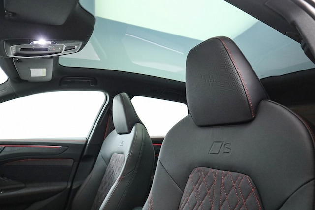 Audi A6 e-tron Avant Quattro