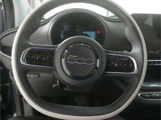 Fiat 500e by Bocelli