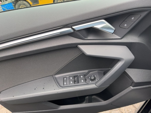 Audi A3 30 TFSI S-Line S-Tronic Sportback