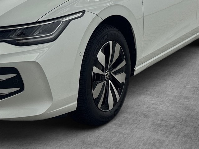 Volkswagen Golf 1.5 eTSI Golf VIII